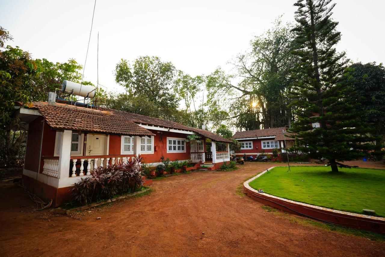 Nomadgao Vila Nova - Comfort, Great Views, Fast Wifi & Interesting People Hotel Anjuna Exterior foto